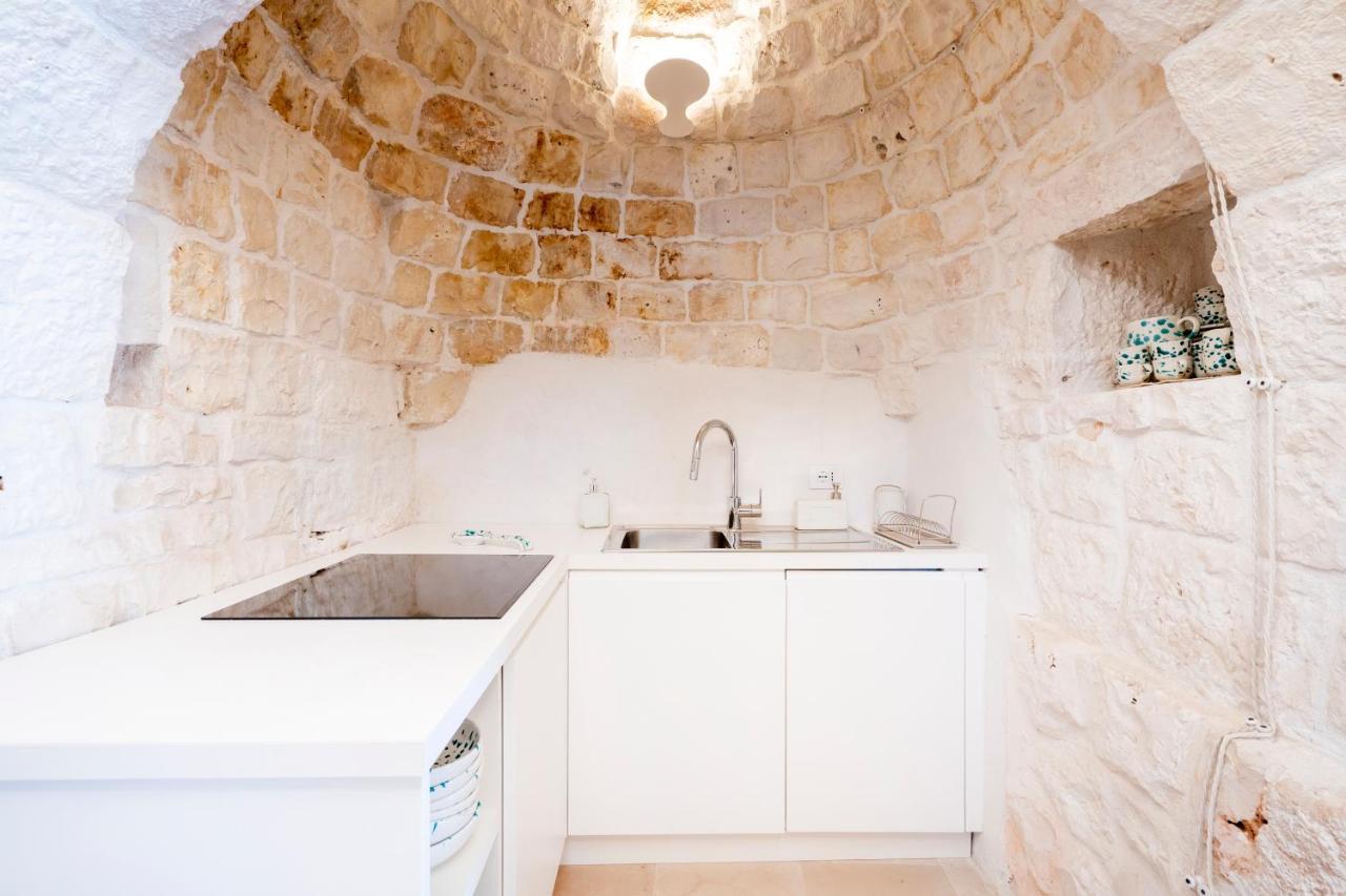 Trulli Cicerali , Trulli Design Con Piscina Panoramica Villa Ostuni Exterior foto