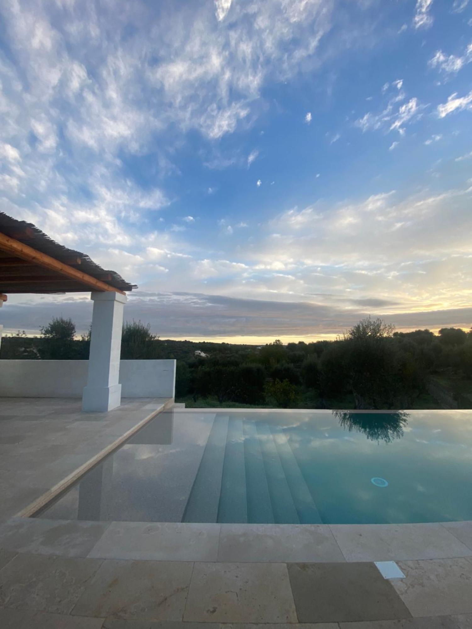 Trulli Cicerali , Trulli Design Con Piscina Panoramica Villa Ostuni Exterior foto